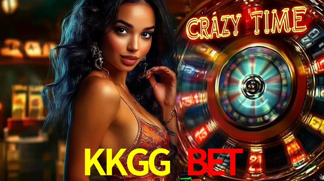 Mulher elegante ao lado da vibrante roda da fortuna do jogo de cassino ao vivo Crazy Time, um dos game shows mais populares e cheios de prêmios do KKGG BET.